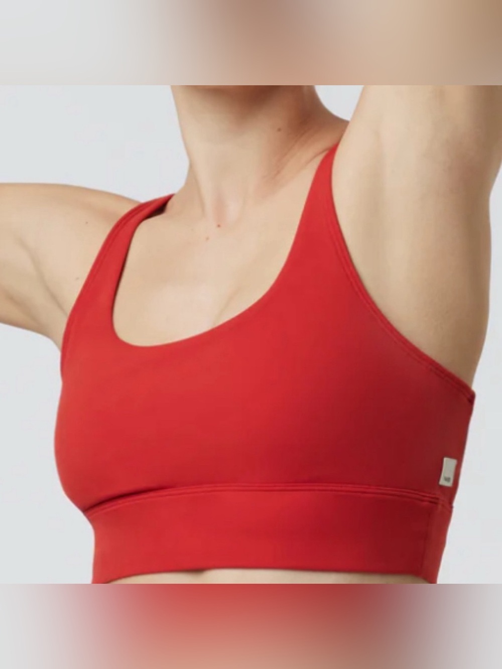 Vuori Yosemite Sports Bra in viridian red Size XS